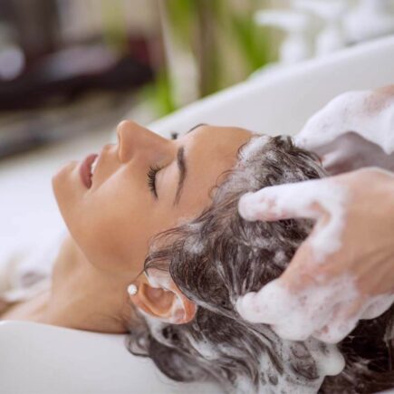 Top 5 Best Shampoos to Use for Hair During Monsoon 2021