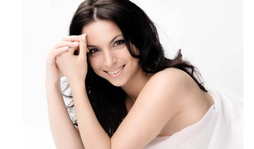 Daily Skin Care Routine For Glowing Skin in 2022 1 Daily Skin Care Routine For Glowing Skin in 2021