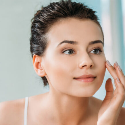 Get for Radiant Skin with Mamaearth Skin Illuminate Face Serum