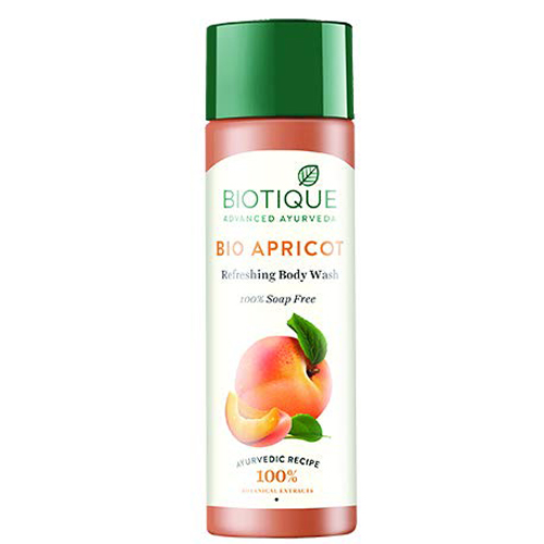 3.Biotique Bio Apricot Refreshing Body Wash