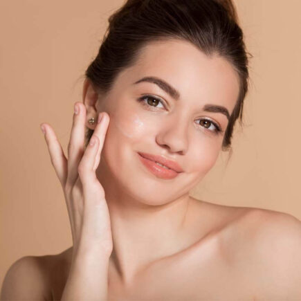 Top 5 Serum for Healthy and Glowing Skin in India 2021