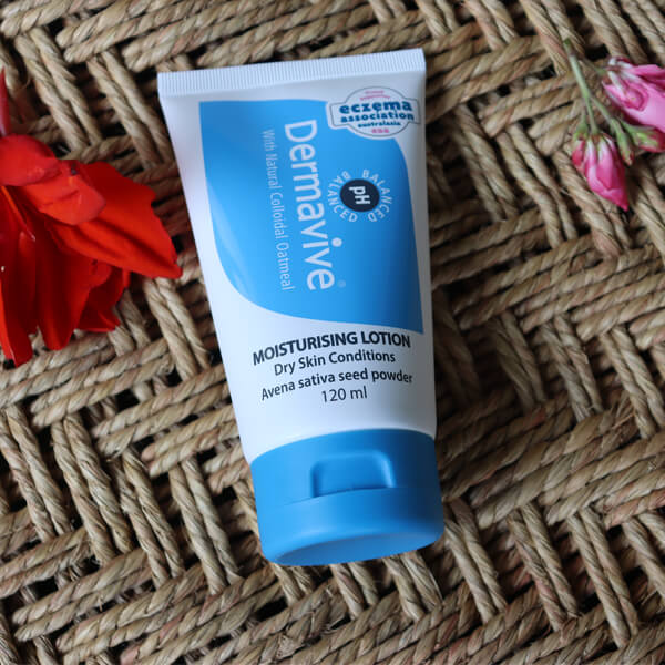 Dermavive Moisturising Lotion Review, Benefits & How to Use It for Skin 2 Dermavive Moisturising Lotion Review