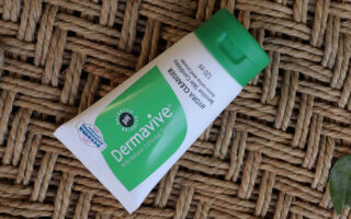 Dermavive Hydra Face Cleanser for Soft, Smooth & Glowing Skin